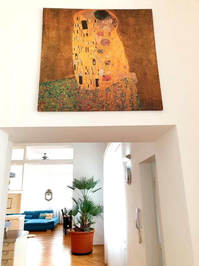 Sunny And Spacious Apartment Near City Centre 维也纳 外观 照片
